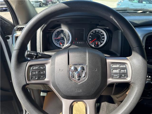 2023 RAM 1500 Classic SLT (Stk: 5B041A) in Blenheim - Image 9 of 12