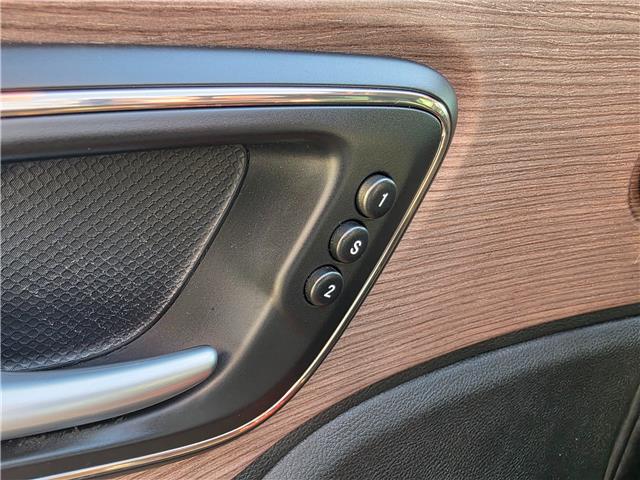 2015 Chrysler 200 C (Stk: 2509525) in Waterloo - Image 11 of 24