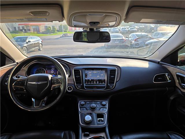 2015 Chrysler 200 C (Stk: 2509525) in Waterloo - Image 14 of 24