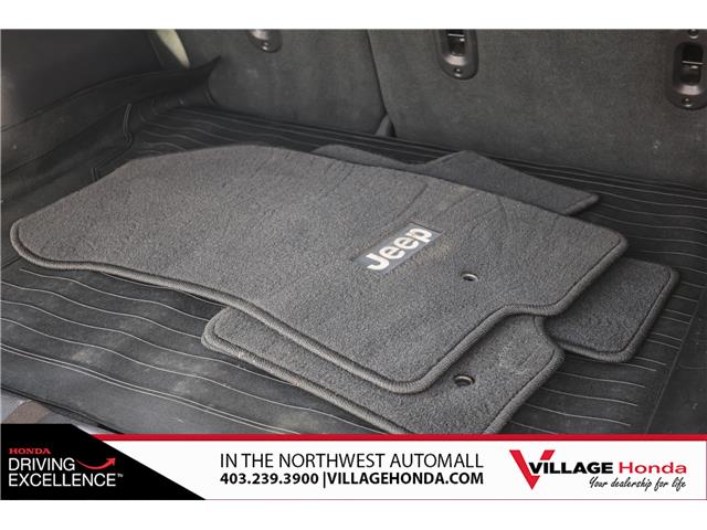 2017 Jeep Compass Sport/North (Stk: B8954) in Calgary - Image 12 of 36