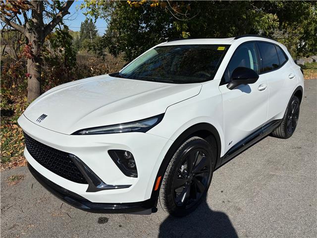 2026 Buick Envision Sport Touring (Stk: 26077) in Green Valley - Image 1 of 16