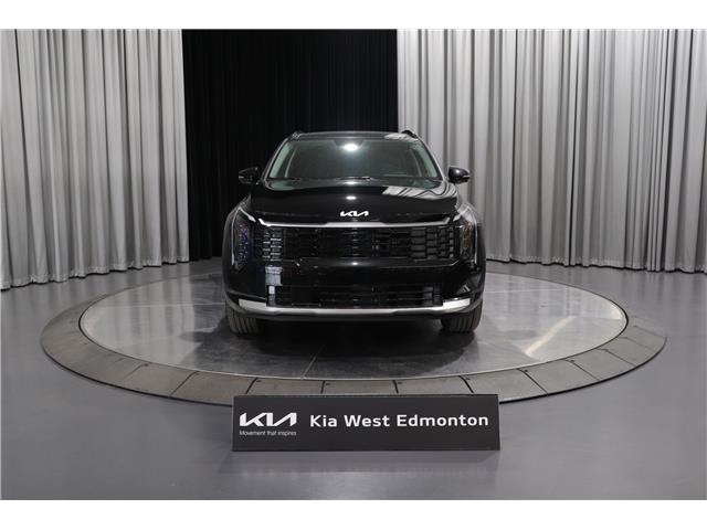 2026 Kia Sportage Plug-In Hybrid SX w/Black Interior (Stk: 26618) in Edmonton - Image 2 of 33 2026 Kia Sportage Plug-In Hybrid SX w/Black Interior (Stk: 26618) in Edmonton - Image 2 of 33