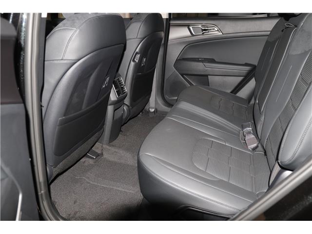 2026 Kia Sportage Plug-In Hybrid SX w/Black Interior (Stk: 26618) in Edmonton - Image 26 of 33 2026 Kia Sportage Plug-In Hybrid SX w/Black Interior (Stk: 26618) in Edmonton - Image 26 of 33