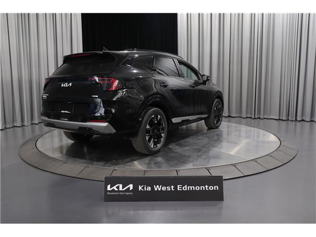 2026 Kia Sportage Plug-In Hybrid SX w/Black Interior (Stk: 26618) in Edmonton - Image 5 of 33 2026 Kia Sportage Plug-In Hybrid SX w/Black Interior (Stk: 26618) in Edmonton - Image 5 of 33