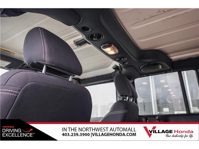 2013 Jeep Wrangler Unlimited Sahara (Stk: VQ1262A) in Calgary - Image 31 of 33
