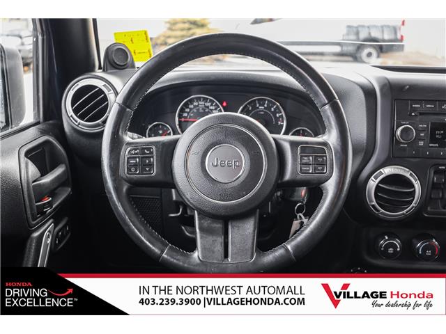 2013 Jeep Wrangler Unlimited Sahara (Stk: VQ1262A) in Calgary - Image 17 of 33
