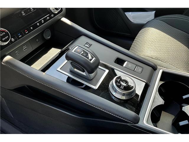 2025 Mitsubishi Outlander PHEV SE (Stk: 25P2249) in Cranbrook - Image 8 of 13
