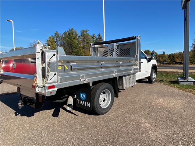 2024 GMC Sierra 3500HD Pro (Stk: 24-404) in Pembroke - Image 9 of 12 2024 GMC Sierra 3500HD Pro (Stk: 24-404) in Pembroke - Image 9 of 12