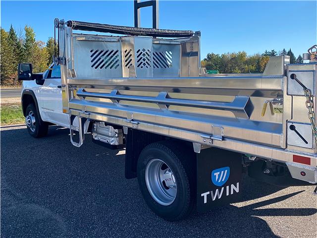 2024 GMC Sierra 3500HD Pro (Stk: 24-404) in Pembroke - Image 4 of 12 2024 GMC Sierra 3500HD Pro (Stk: 24-404) in Pembroke - Image 4 of 12