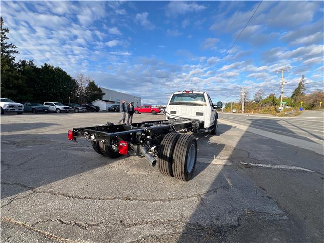 2026 Ford F-600 Chassis XL (Stk: 26Z004) in Timmins - Image 3 of 16