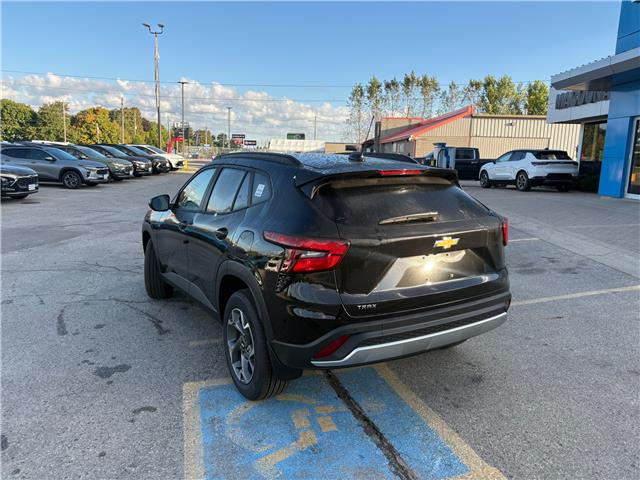 2025 Chevrolet Trax LT (Stk: 56888) in Strathroy - Image 2 of 8
