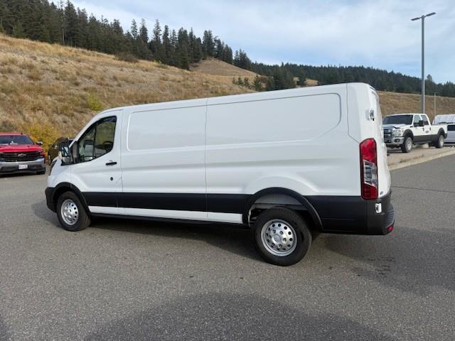2025 Ford Transit-250 Cargo Base (Stk: 5T117) in Williams Lake - Image 3 of 12