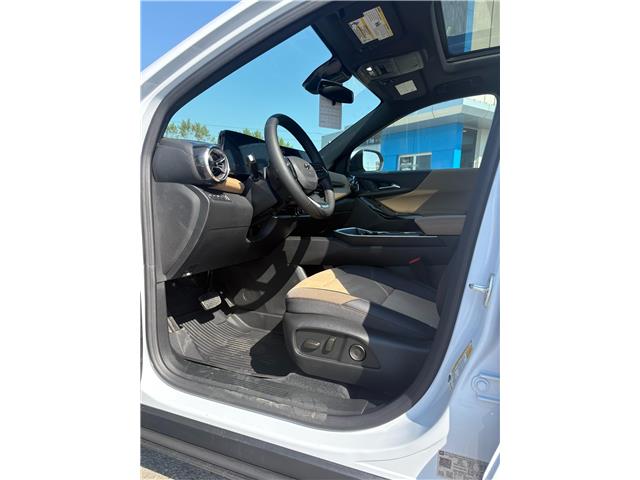 2026 Chevrolet Equinox ACTIV (Stk: 56830) in Strathroy - Image 7 of 9 2026 Chevrolet Equinox ACTIV (Stk: 56830) in Strathroy - Image 7 of 9