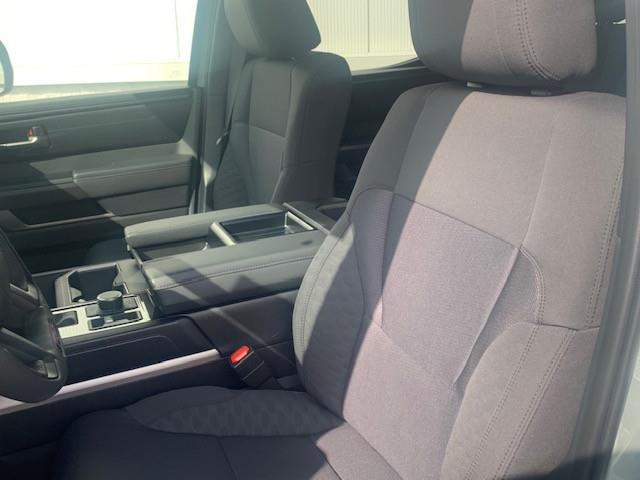 2026 Toyota Tundra SR5 (Stk: TC006) in Cobourg - Image 6 of 8