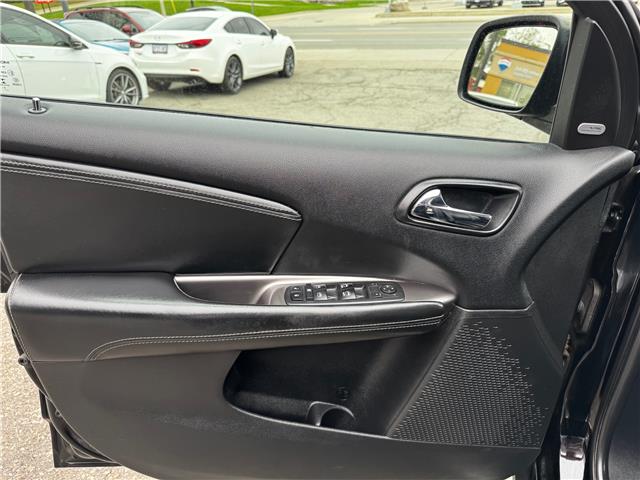 2016 Dodge Journey Crossroad (Stk: 2503112) in Waterloo - Image 9 of 24 2016 Dodge Journey Crossroad (Stk: 2503112) in Waterloo - Image 9 of 24