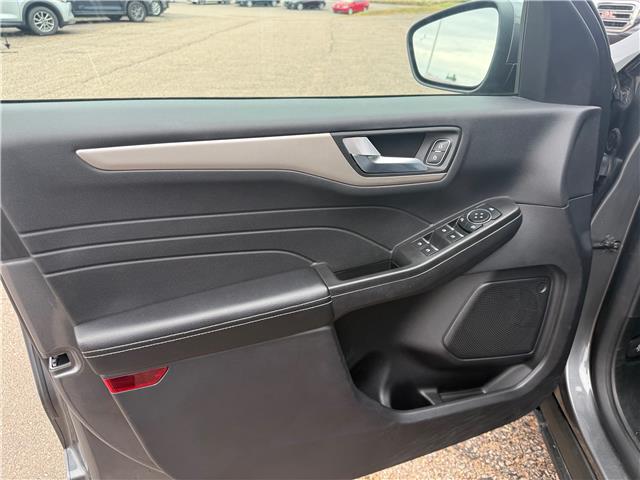 2022 Ford Escape SEL (Stk: 24588) in Pembroke - Image 21 of 30