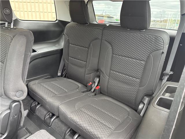 2018 GMC Acadia SLE-2 in Paisley - Image 9 of 11