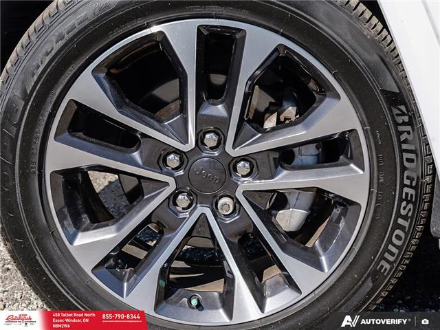 2023 Jeep Grand Cherokee Overland (Stk: 251911) in Essex-Windsor - Image 7 of 31