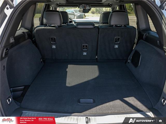 2023 Jeep Grand Cherokee Overland (Stk: 251911) in Essex-Windsor - Image 13 of 31