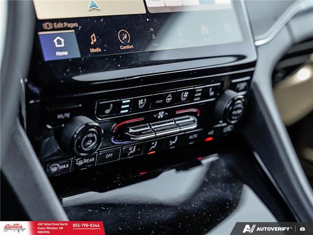 2023 Jeep Grand Cherokee Overland (Stk: 251911) in Essex-Windsor - Image 24 of 31