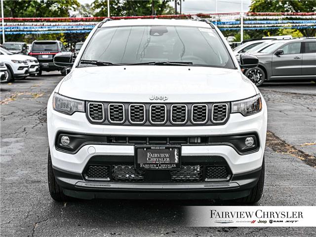 2026 Jeep Compass North (Stk: TT2472) in Burlington - Image 2 of 32