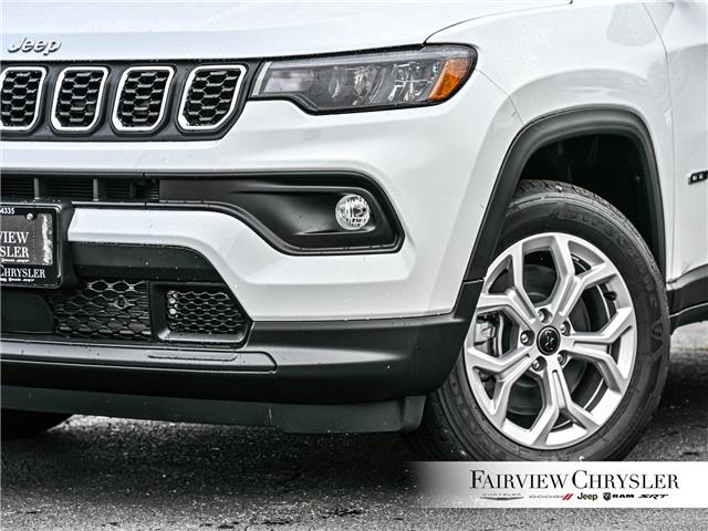 2026 Jeep Compass North (Stk: TT2472) in Burlington - Image 7 of 32