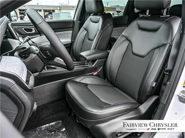 2026 Jeep Compass North (Stk: TT2472) in Burlington - Image 16 of 32