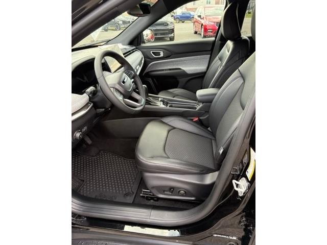 2026 Jeep Compass North in Matane - Image 4 of 6