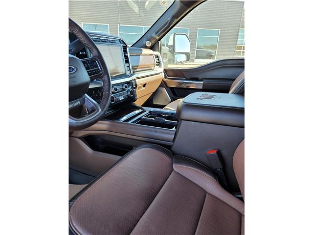 2023 Ford F-350 King Ranch (Stk: 26T2771A) in Pincher Creek - Image 6 of 13