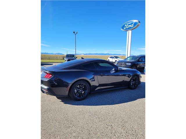 2024 Ford Mustang GT (Stk: OP4740) in Pincher Creek - Image 3 of 7