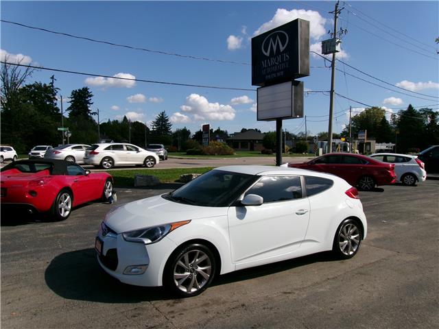 2016 Hyundai Veloster SE in Kitchener - Image 2 of 22 2016 Hyundai Veloster SE in Kitchener - Image 2 of 22