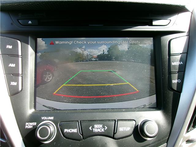 2016 Hyundai Veloster SE in Kitchener - Image 22 of 22 2016 Hyundai Veloster SE in Kitchener - Image 22 of 22