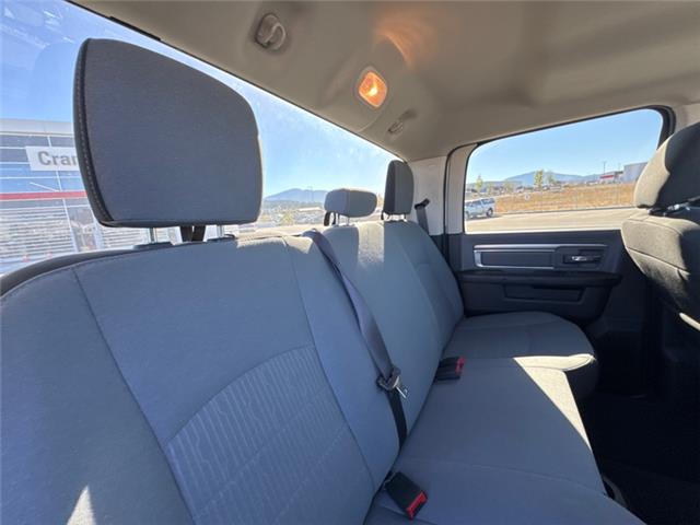 2023 RAM 1500 Classic SLT (Stk: S523371K) in Cranbrook - Image 12 of 19