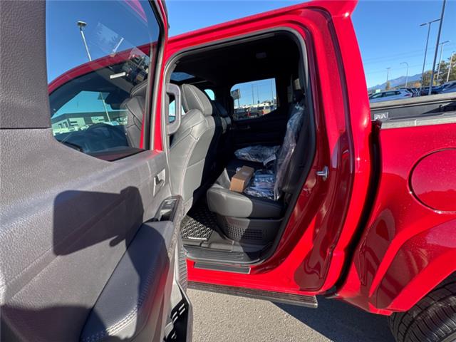 2025 Toyota Tacoma Hybrid Base (Stk: T045345) in Cranbrook - Image 13 of 21