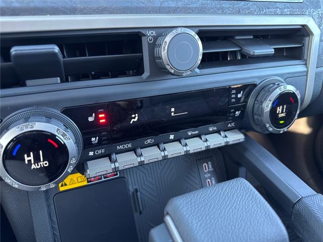 2025 Toyota Tacoma Hybrid Base (Stk: T045345) in Cranbrook - Image 18 of 21