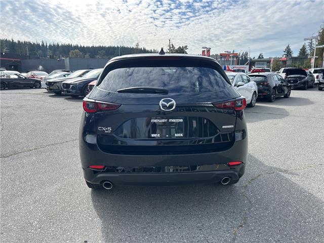 2023 Mazda CX-5 Sport Design (Stk: P4895) in Surrey - Image 4 of 15