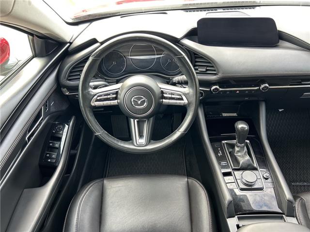 2020 Mazda Mazda3 GT (Stk: 731285J) in Surrey - Image 13 of 15