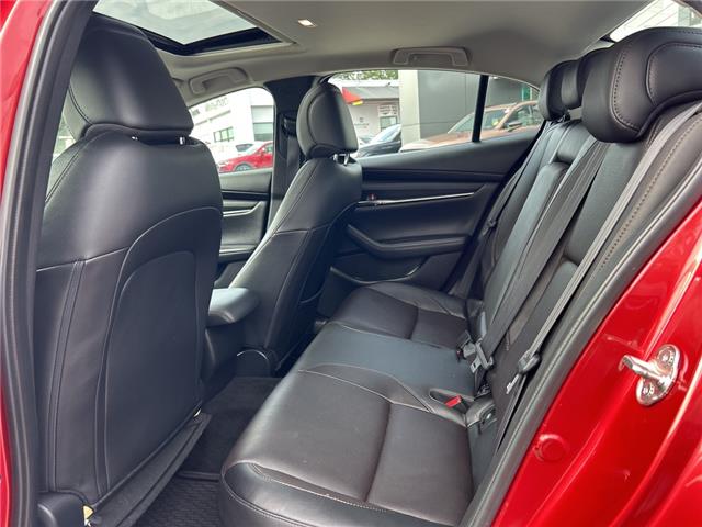 2020 Mazda Mazda3 GT (Stk: 731285J) in Surrey - Image 14 of 15