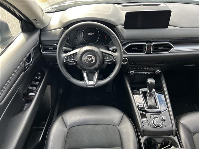 2023 Mazda CX-5 GS (Stk: P4894) in Surrey - Image 13 of 15