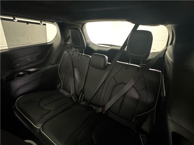2024 Chrysler Pacifica Limited (Stk: 43011J) in Belleville - Image 9 of 25