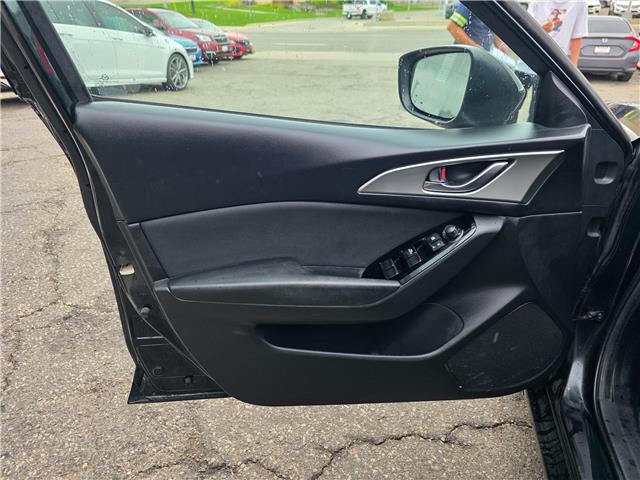 2018 Mazda Mazda3 GS (Stk: 2510529) in Waterloo - Image 10 of 21