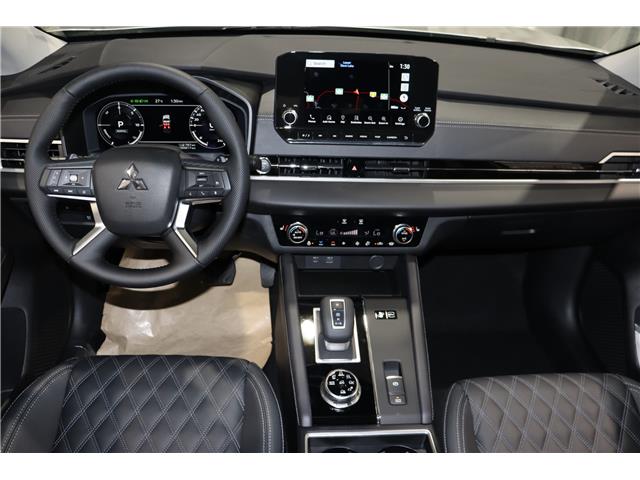 2025 Mitsubishi Outlander PHEV SEL (Stk: P25917) in Edmonton - Image 12 of 25