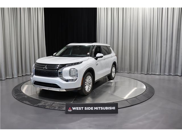 2025 Mitsubishi Outlander PHEV LE (Stk: P25902) in Edmonton - Image 3 of 25