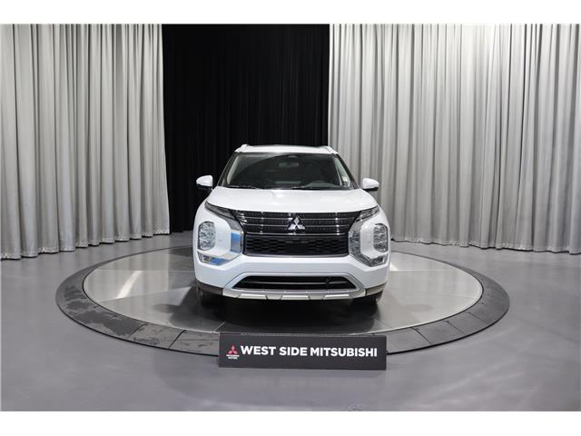 2025 Mitsubishi Outlander PHEV LE (Stk: P25919) in Edmonton - Image 2 of 25