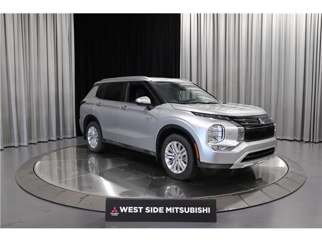 2025 Mitsubishi Outlander PHEV LE (Stk: P25907) in Edmonton - Image 1 of 29