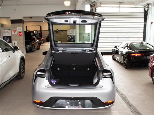 2026 Toyota Prius Plug-In Hybrid XSE Premium (Stk: 26385) in Kingston - Image 5 of 15