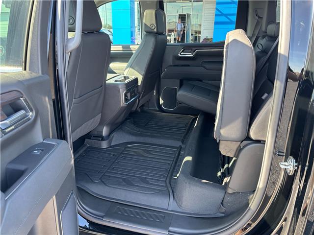 2026 GMC Sierra 1500 SLT (Stk: 36027) in Renfrew - Image 37 of 44