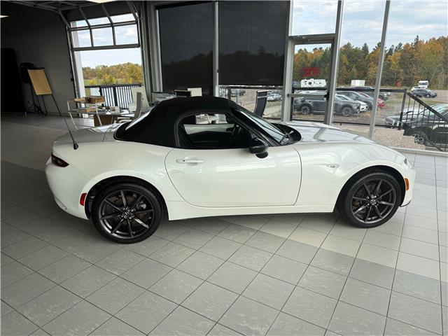 2018 Mazda MX-5 GS (Stk: 24482) in Pembroke - Image 3 of 6