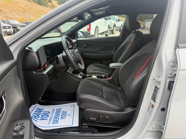 2025 Hyundai Kona 1.6T N Line Ultimate w/Two-Tone Roof (Stk: 5T071C) in Williams Lake - Image 9 of 13