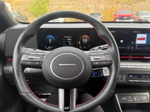 2025 Hyundai Kona 1.6T N Line Ultimate w/Two-Tone Roof (Stk: 5T071C) in Williams Lake - Image 13 of 13